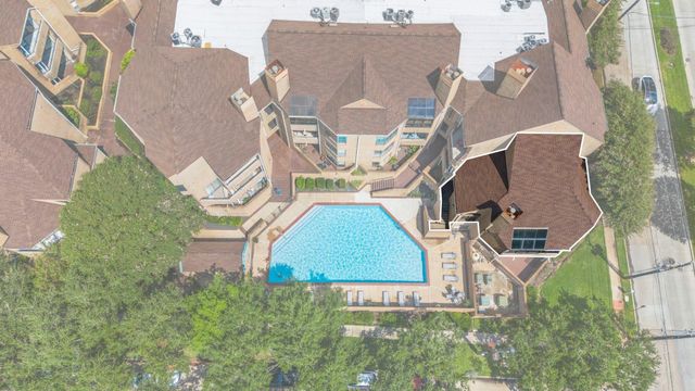 5200 Weslayan Street A201, Houston, TX 77005