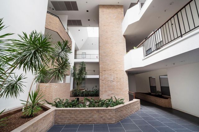 5200 Weslayan Street A201, Houston, TX 77005
