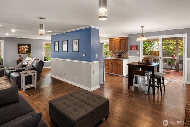 18211 128th Place SE, Snohomish, WA 98290