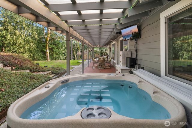 18211 128th Place SE, Snohomish, WA 98290