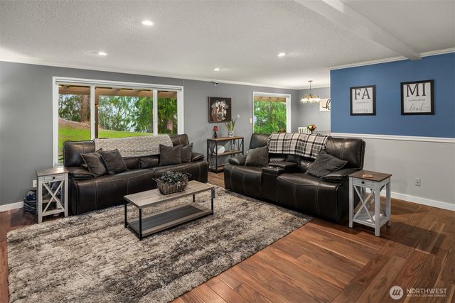 18211 128th Place SE, Snohomish, WA 98290