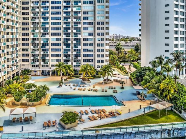 1200 West Ave 305, Miami Beach, FL 33139