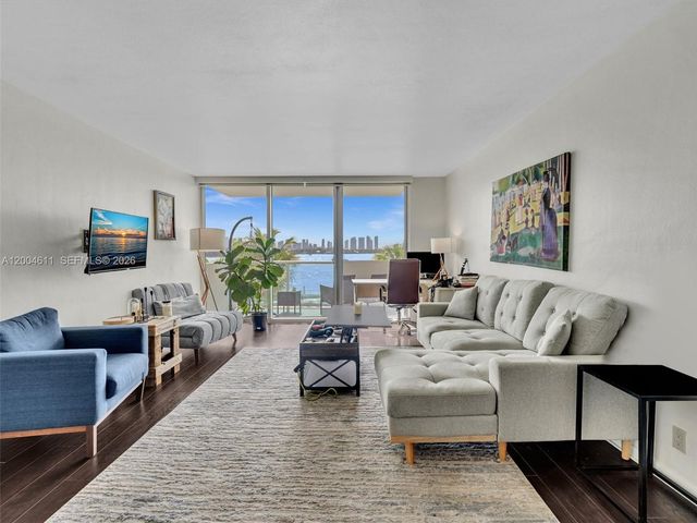 1200 West Ave 305, Miami Beach, FL 33139