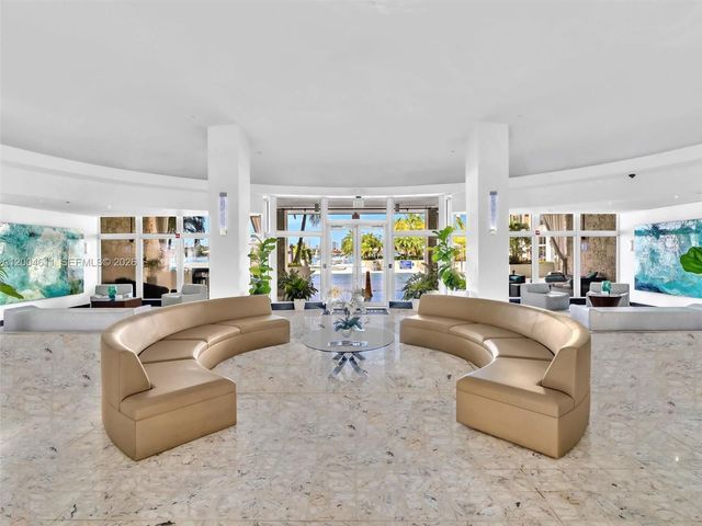 1200 West Ave 305, Miami Beach, FL 33139