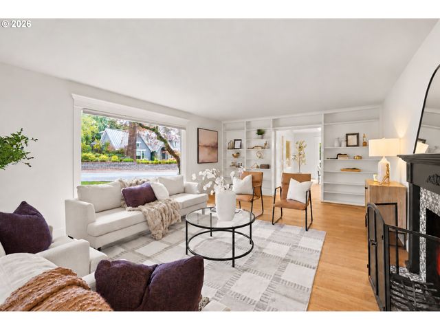 808 ELLIS Ave, Lake Oswego, OR 97034