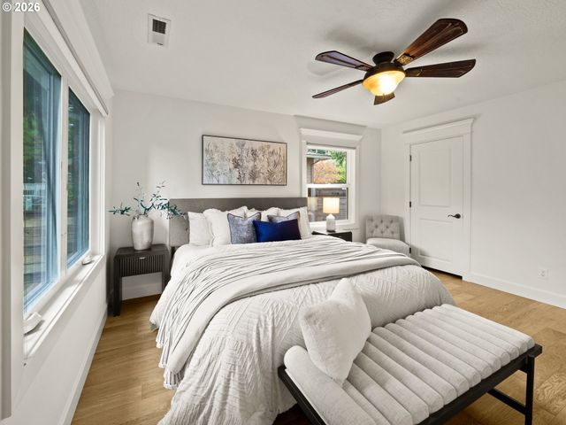 808 ELLIS Ave, Lake Oswego, OR 97034