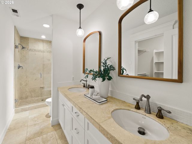 808 ELLIS Ave, Lake Oswego, OR 97034