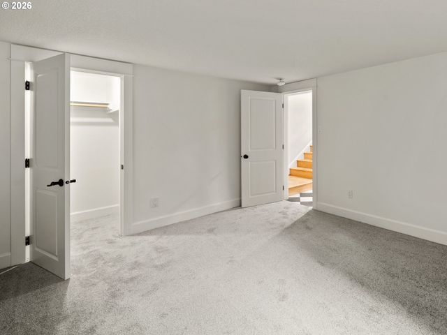 808 ELLIS Ave, Lake Oswego, OR 97034