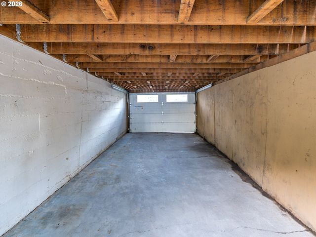 808 ELLIS Ave, Lake Oswego, OR 97034