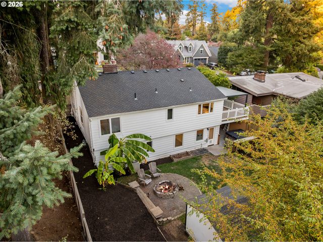 808 ELLIS Ave, Lake Oswego, OR 97034