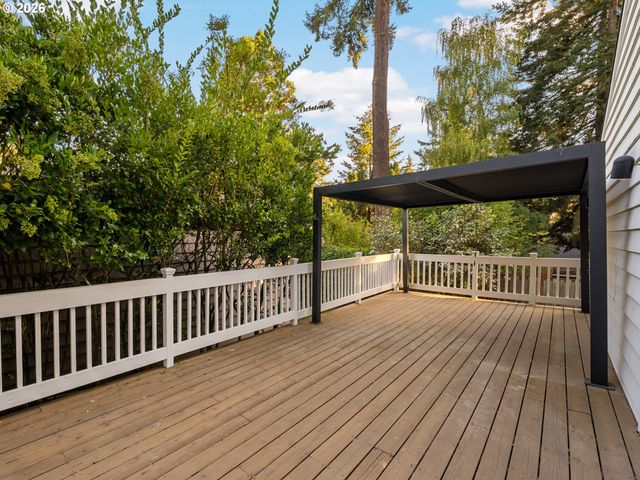 808 ELLIS Ave, Lake Oswego, OR 97034
