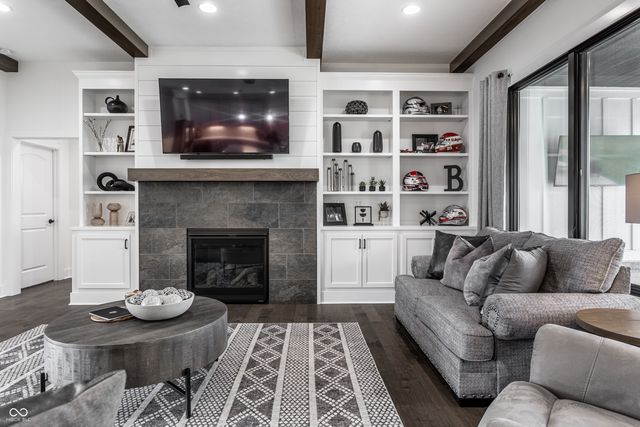 195 N 300 W, Lebanon, IN 46052