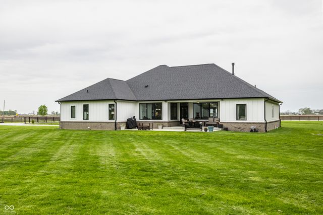 195 N 300 W, Lebanon, IN 46052