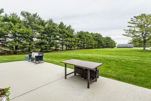 195 N 300 W, Lebanon, IN 46052