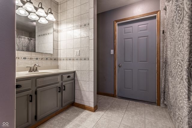 195 N 300 W, Lebanon, IN 46052