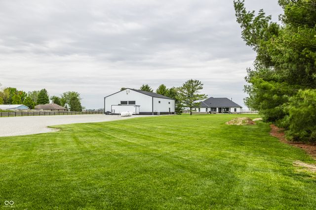 195 N 300 W, Lebanon, IN 46052