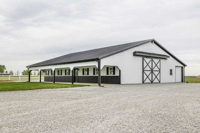 195 N 300 W, Lebanon, IN 46052