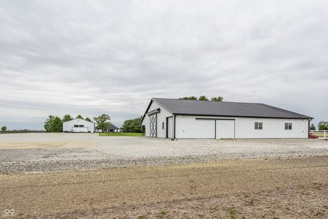 195 N 300 W, Lebanon, IN 46052