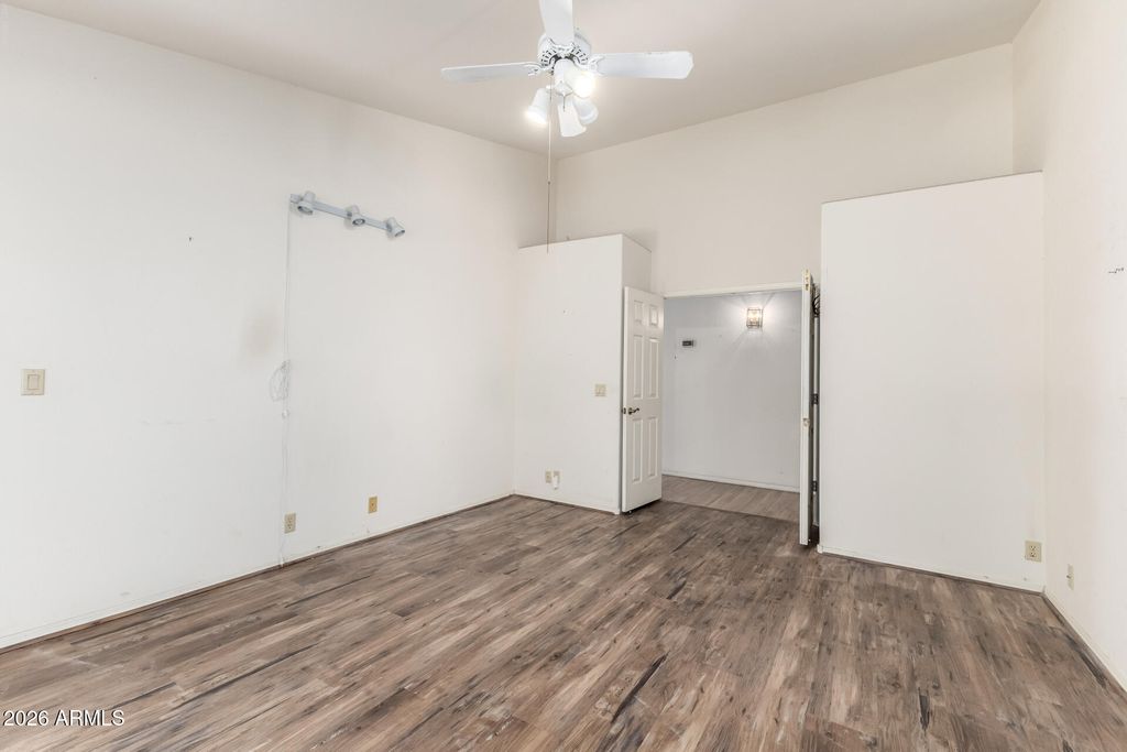 Image 17 of property listing at 1320 W MOUNTAIN SKY Avenue, Phoenix, AZ 85045