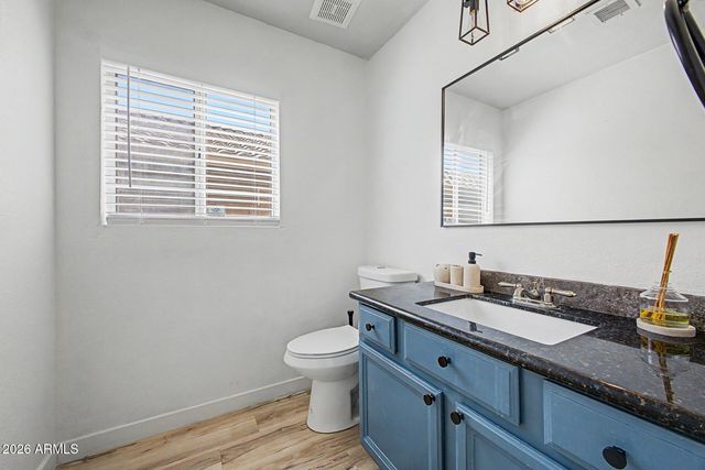 2224 E MORROW Drive, Phoenix, AZ 85024