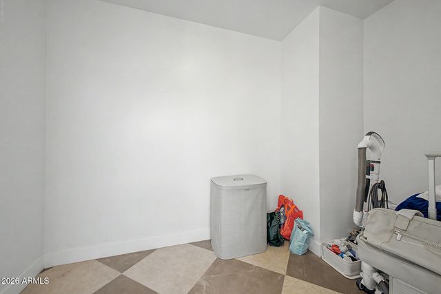 2224 E MORROW Drive, Phoenix, AZ 85024