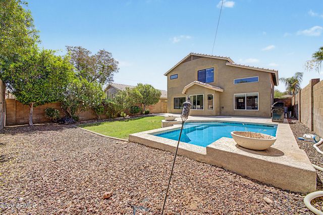 2224 E MORROW Drive, Phoenix, AZ 85024