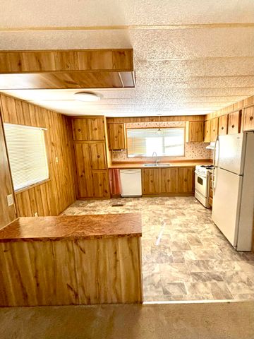 7252 Whitehouse Drive, 63, Anderson, CA 96007