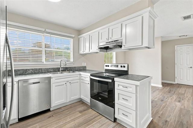 1707 N Borel Drive, Lake Charles, LA 70611