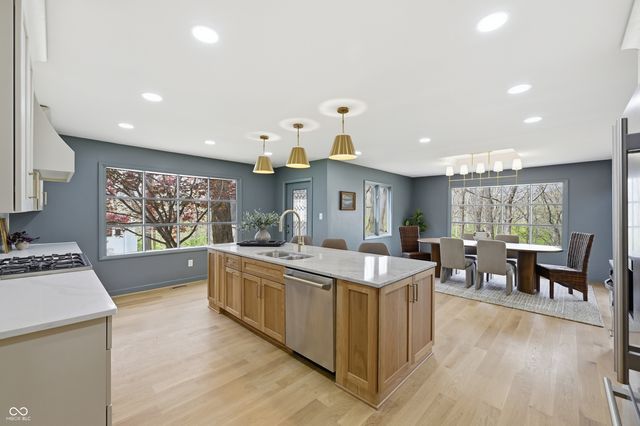 6908 Creekridge Trail, Indianapolis, IN 46256