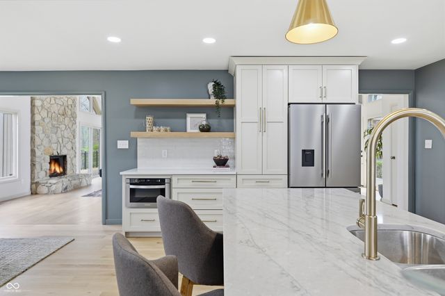 6908 Creekridge Trail, Indianapolis, IN 46256