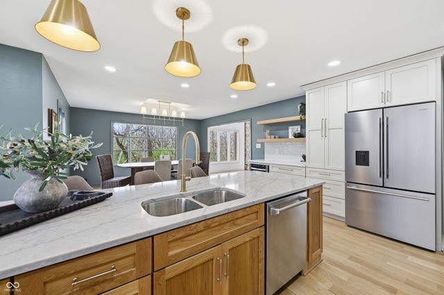 6908 Creekridge Trail, Indianapolis, IN 46256