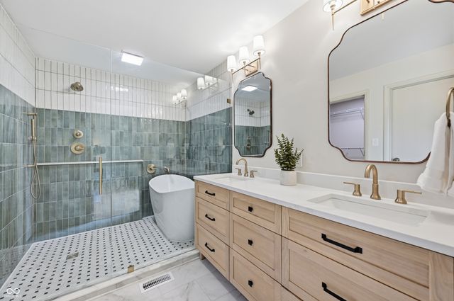 6908 Creekridge Trail, Indianapolis, IN 46256