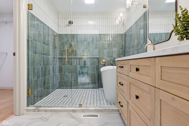 6908 Creekridge Trail, Indianapolis, IN 46256