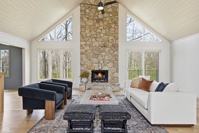 6908 Creekridge Trail, Indianapolis, IN 46256