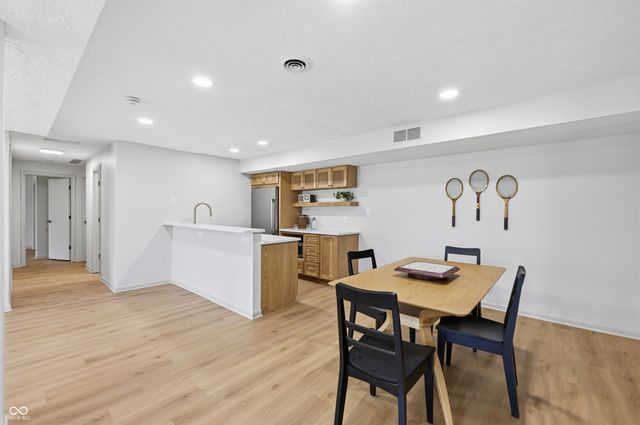 6908 Creekridge Trail, Indianapolis, IN 46256