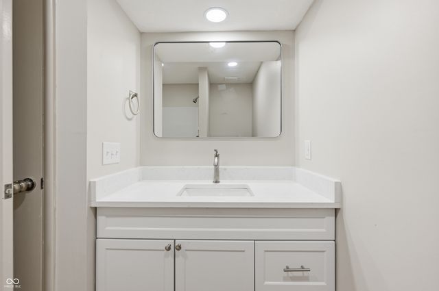 6908 Creekridge Trail, Indianapolis, IN 46256