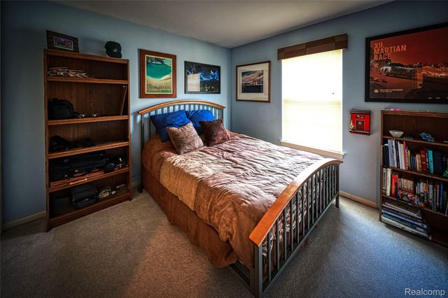 1221 Windsor Street, Grand Blanc Charter Township, MI 48507