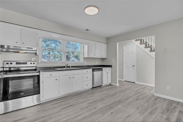 4403 King ST, Portsmouth, VA 23707