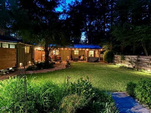 383 Whispering Pines Lane, Grants Pass, OR 97527