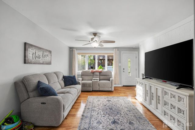42 John Street, Helmetta, NJ 08828