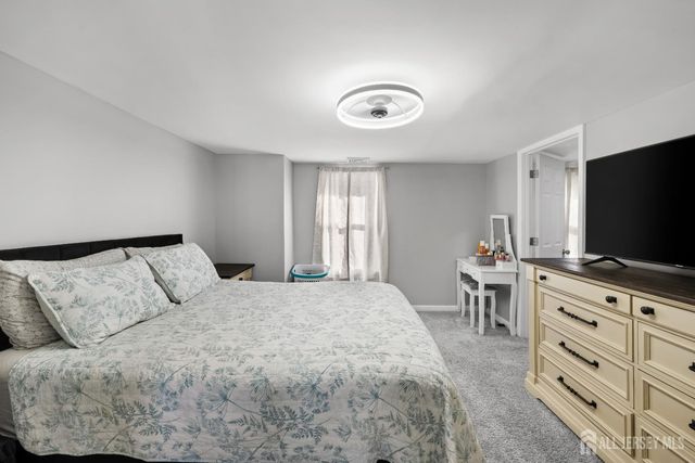 42 John Street, Helmetta, NJ 08828