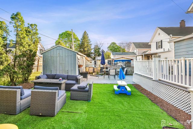42 John Street, Helmetta, NJ 08828