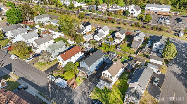 42 John Street, Helmetta, NJ 08828