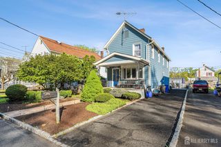 42 John Street, Helmetta, NJ 08828