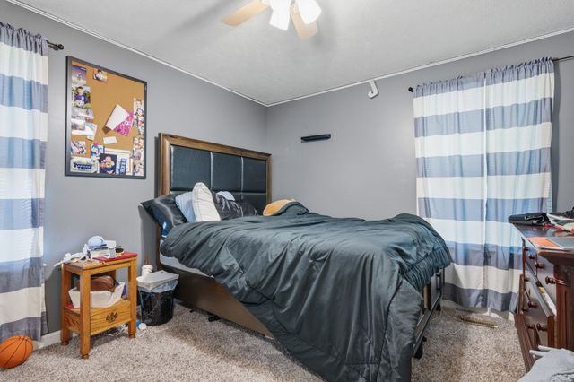 107 Valley Rd, Dickson, TN 37055