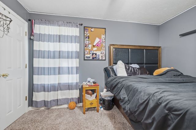 107 Valley Rd, Dickson, TN 37055