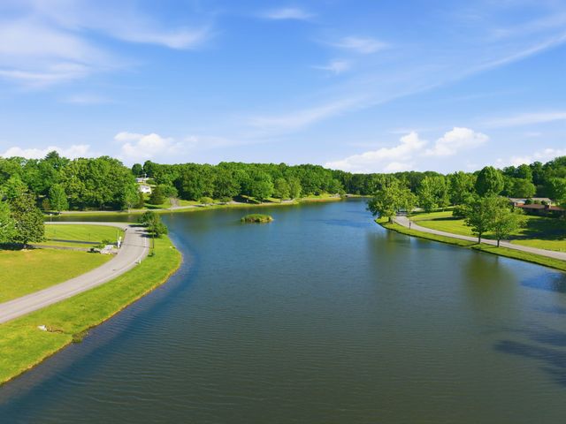 107 Valley Rd, Dickson, TN 37055