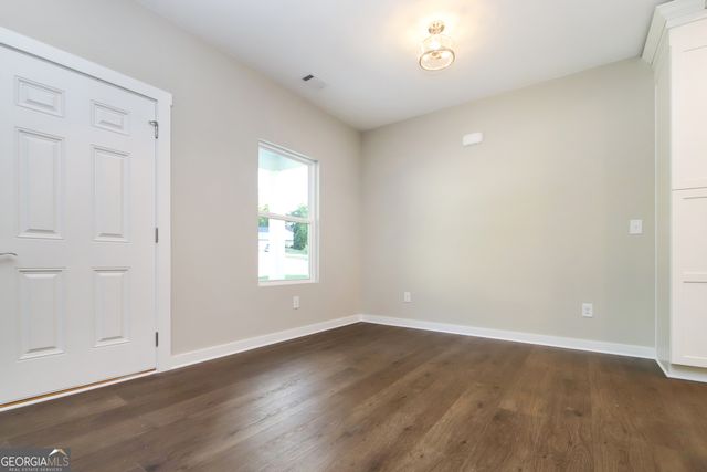 201 Duck Walk Way, Hogansville, GA 30230