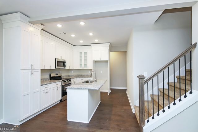 201 Duck Walk Way, Hogansville, GA 30230