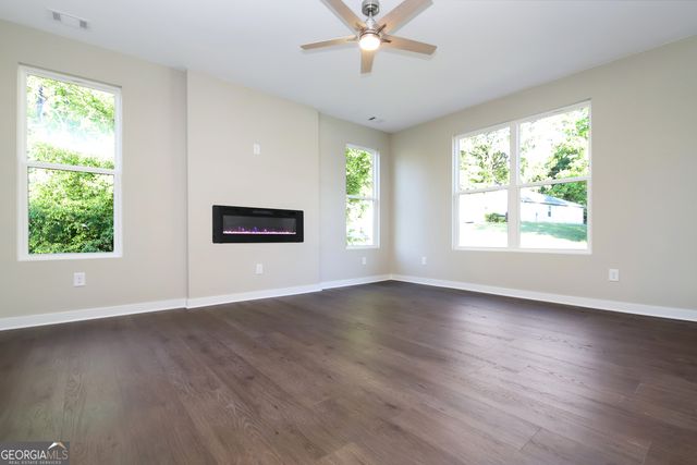 201 Duck Walk Way, Hogansville, GA 30230